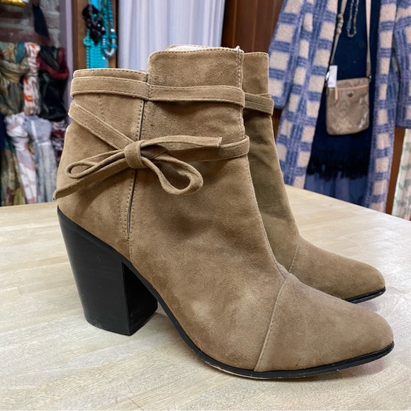 RAYE Shoes - RAYE x Revolve Elsa Lace Ankle Boots Brown Suede Sz 10